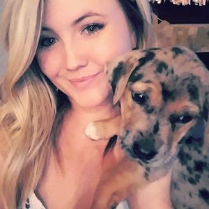 Meet your Posher, Savannah